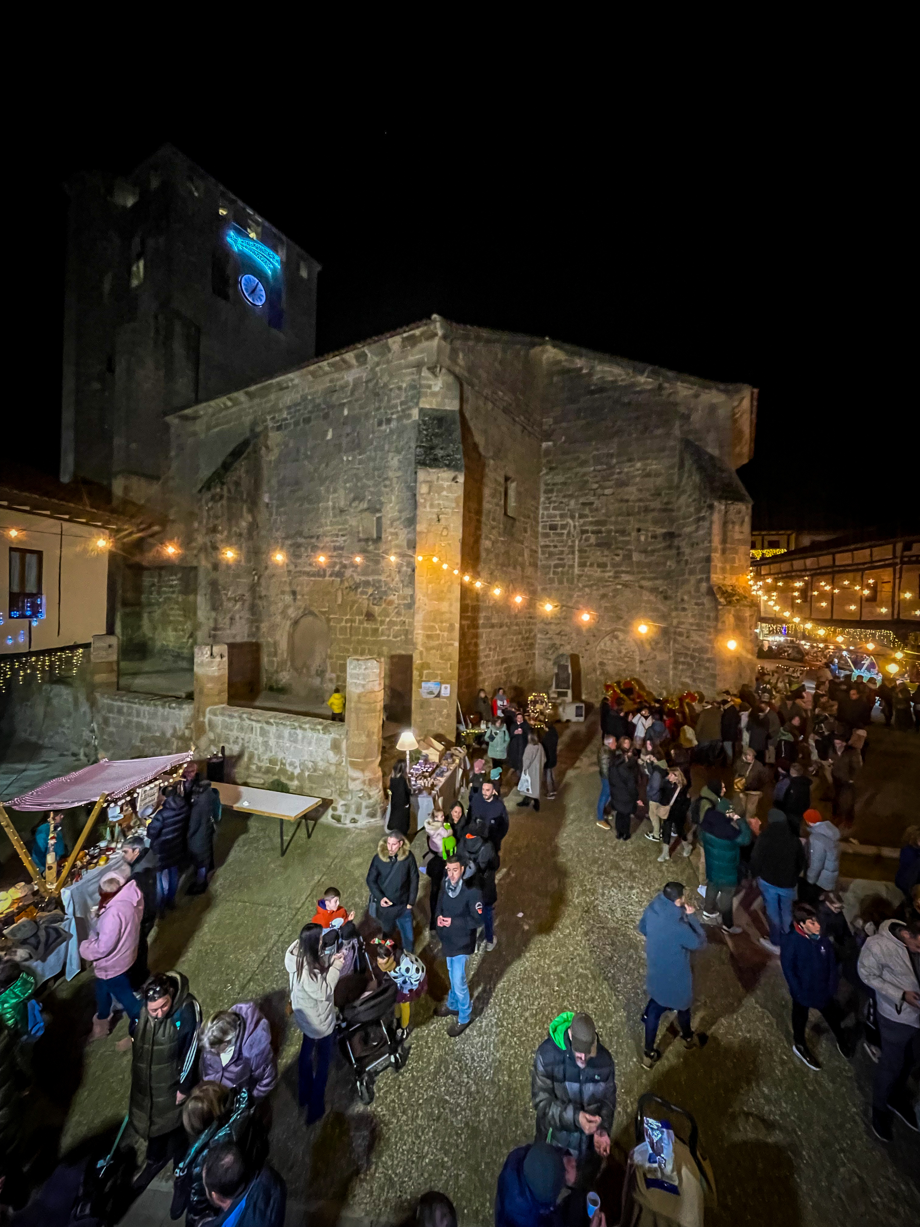 III MERCADO NAVIDEÑO